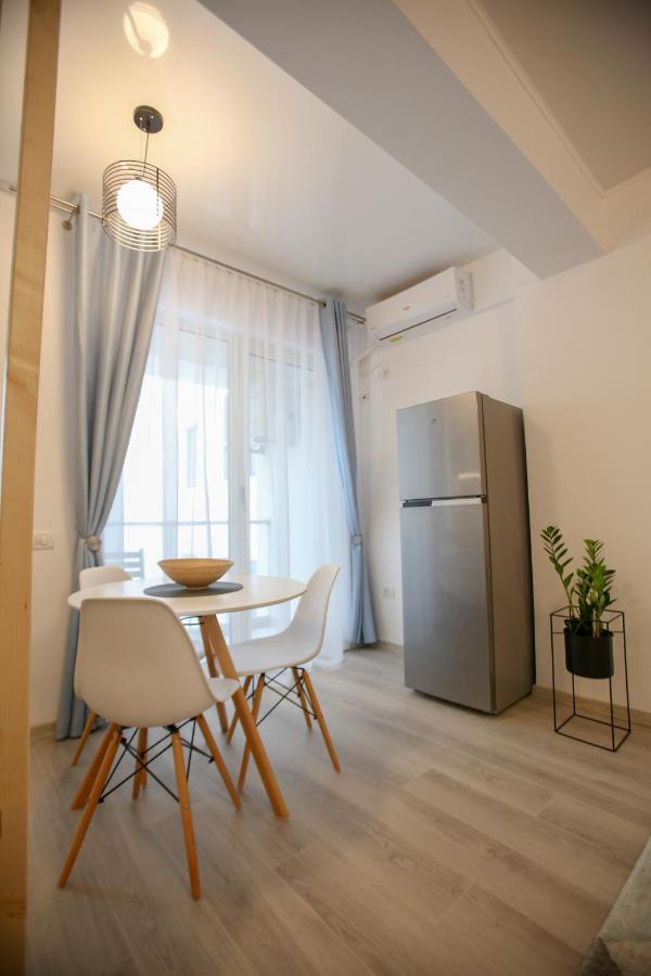 Premium Studios Mamaia Nord - Marea La 50M Năvodari Exterior foto