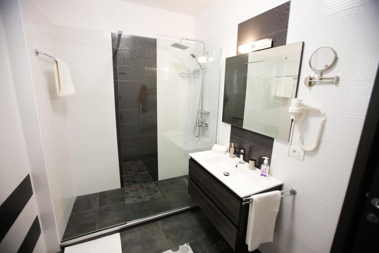 Premium Studios Mamaia Nord - Marea La 50M Năvodari Exterior foto
