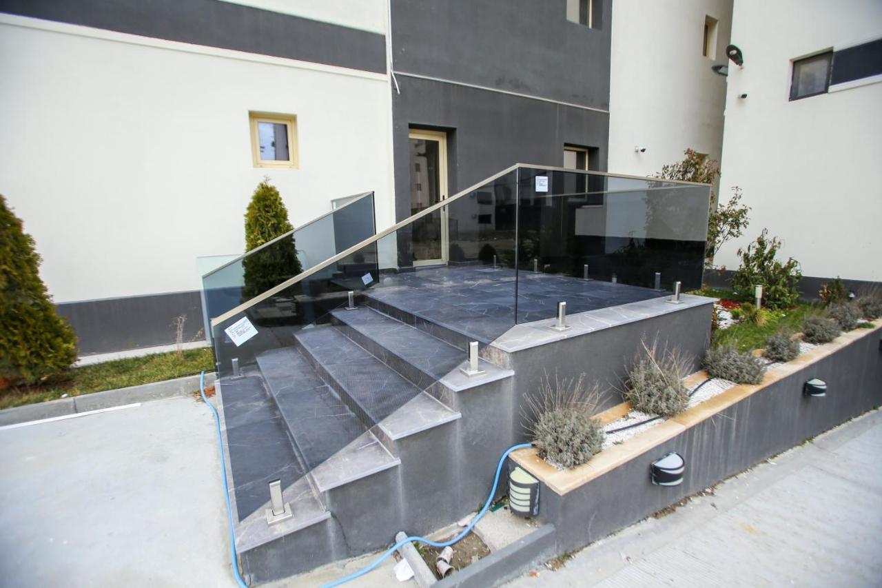 Premium Studios Mamaia Nord - Marea La 50M Năvodari Exterior foto